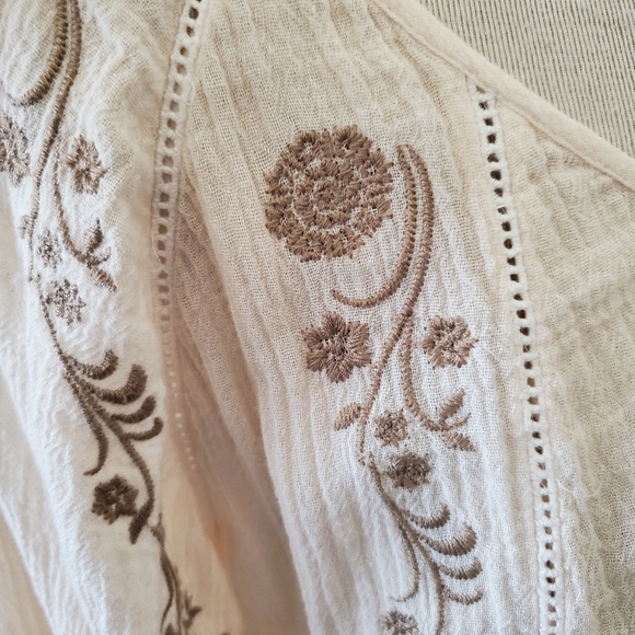 Soft Surroundings Cream Mocha Cotton Embroidered Tunic Blouse Women's Size M - Picture 5 of 12